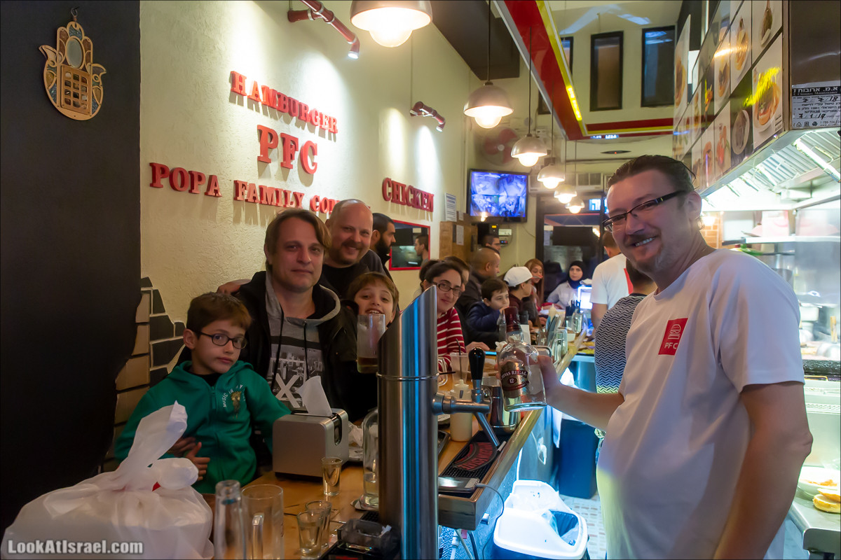 PFC - Лучшие гамбургеры Яффо | Popa Family Company - Best hamburgers in Jaffa | LookAtIsrael.com - Фото путешествия по Израилю