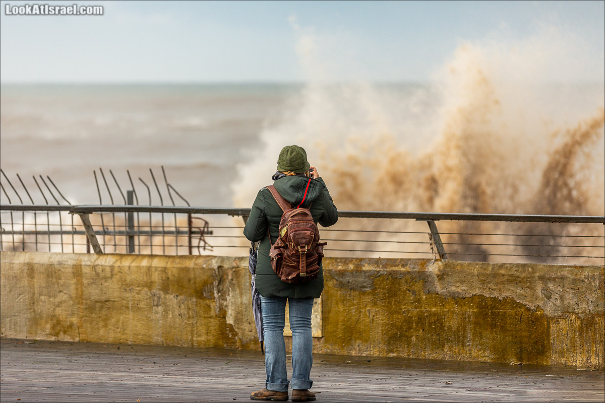 Человек фотографирующий | Тель-Авив Яффо | LookAtIsrael.com - Фото путешествия по Израилю