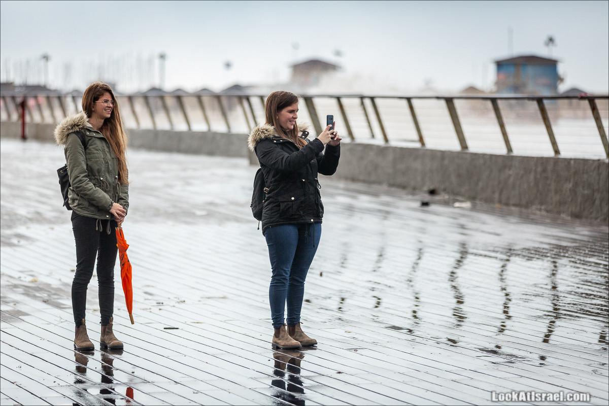 Человек фотографирующий | Тель-Авив Яффо | LookAtIsrael.com - Фото путешествия по Израилю