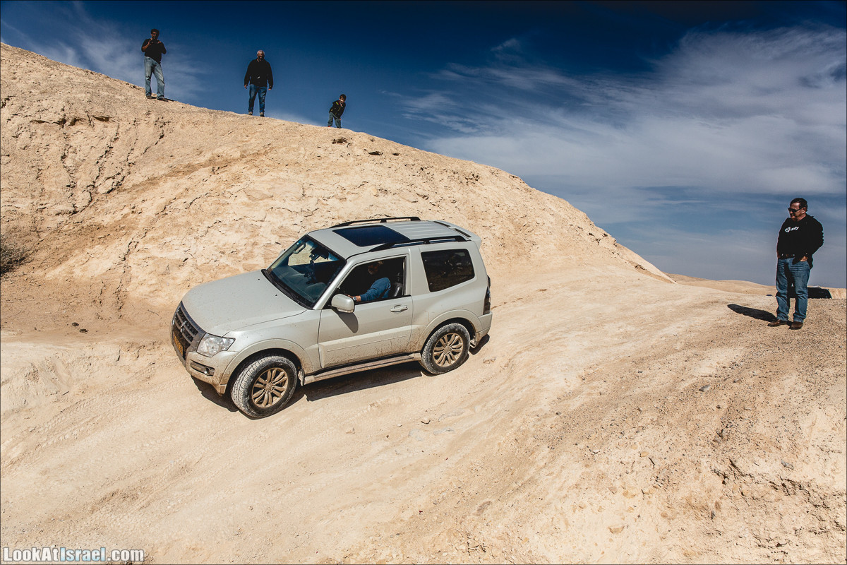Весь Мацок ha-Этеким на джипах | מצוק העתקים טיול ג׳יפים | LookAtIsrael.com - Фото путешествия по Израилю