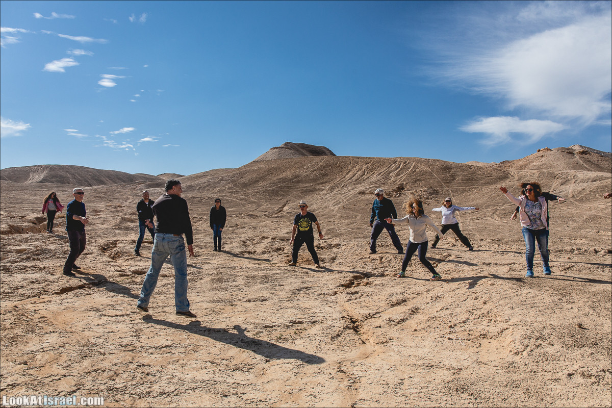 Весь Мацок ha-Этеким на джипах | מצוק העתקים טיול ג׳יפים | LookAtIsrael.com - Фото путешествия по Израилю