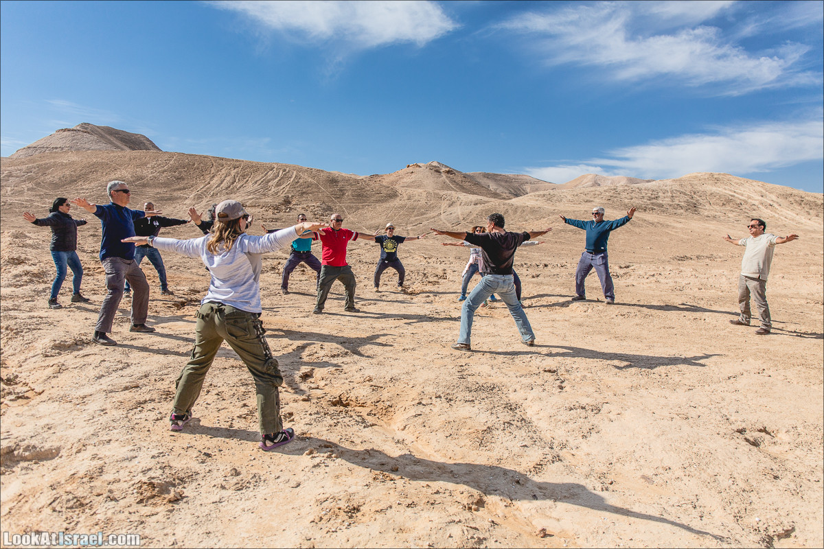 Весь Мацок ha-Этеким на джипах | מצוק העתקים טיול ג׳יפים | LookAtIsrael.com - Фото путешествия по Израилю