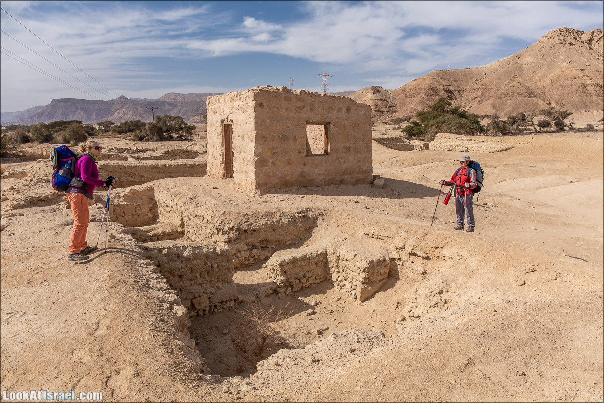 От Йотвата до Шахарут и обратно. 2-х дневный автономный маршрут | Hike from Yotvata to Shaharut and back | מסלול מיוטבתה לשחרות | LookAtIsrael.com - Фото путешествия по Израилю