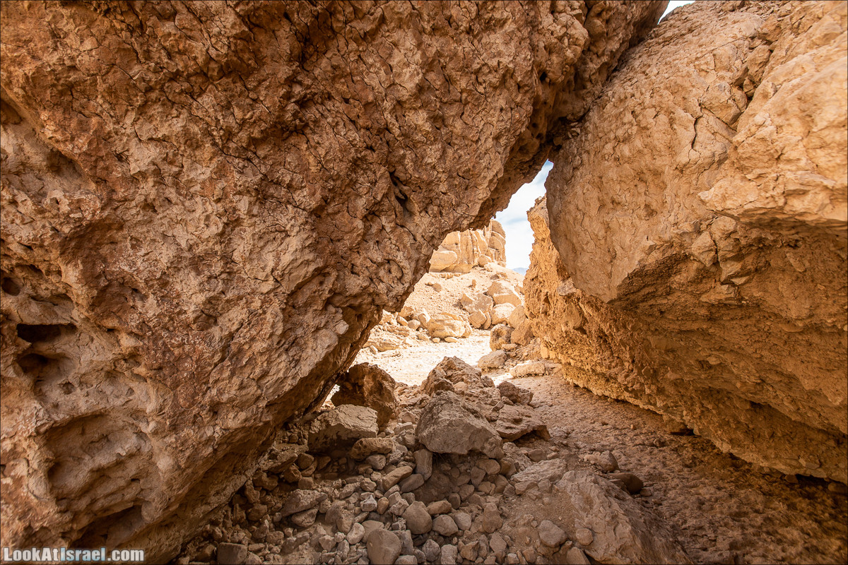 От Йотвата до Шахарут и обратно. 2-х дневный автономный маршрут | Hike from Yotvata to Shaharut and back | מסלול מיוטבתה לשחרות | LookAtIsrael.com - Фото путешествия по Израилю