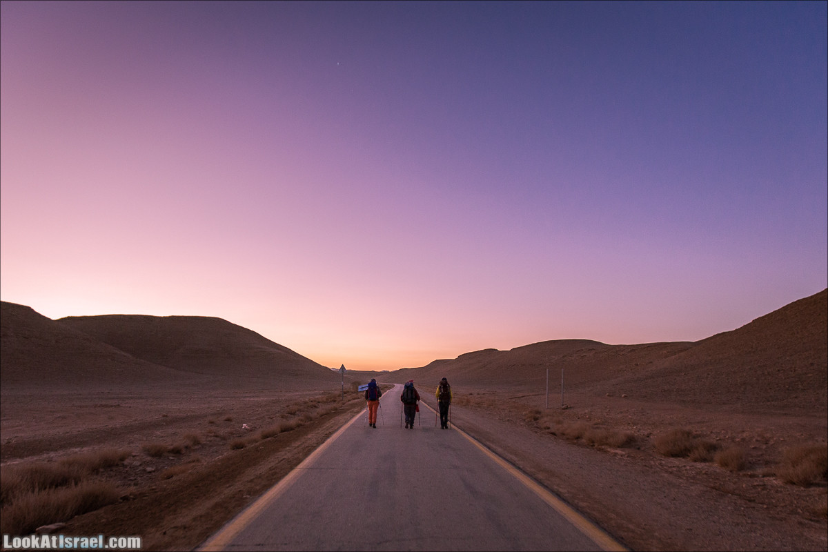 От Йотвата до Шахарут и обратно. 2-х дневный автономный маршрут | Hike from Yotvata to Shaharut and back | מסלול מיוטבתה לשחרות | LookAtIsrael.com - Фото путешествия по Израилю