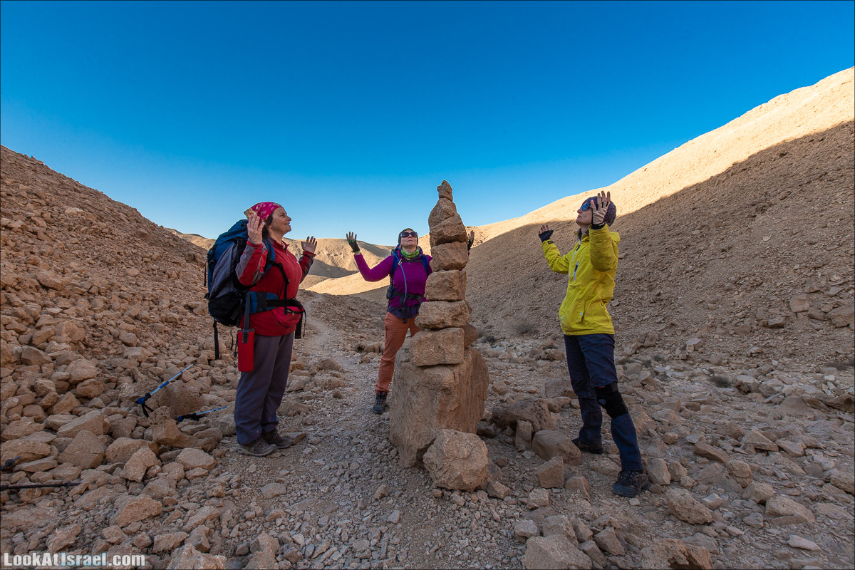 От Йотвата до Шахарут и обратно. 2-х дневный автономный маршрут | Hike from Yotvata to Shaharut and back | מסלול מיוטבתה לשחרות | LookAtIsrael.com - Фото путешествия по Израилю