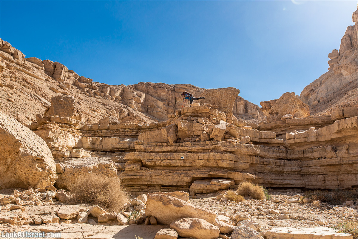 От Йотвата до Шахарут и обратно. 2-х дневный автономный маршрут | Hike from Yotvata to Shaharut and back | מסלול מיוטבתה לשחרות | LookAtIsrael.com - Фото путешествия по Израилю
