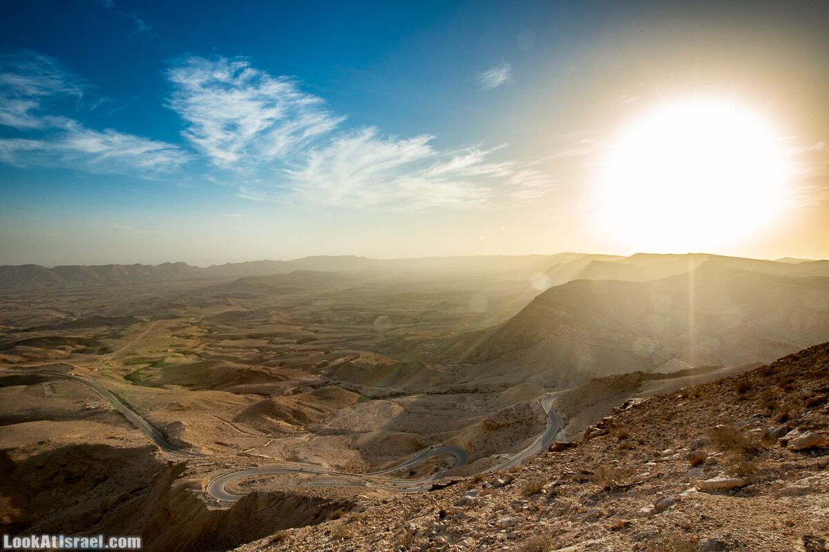 Махтеш Гадоль (Большой кратер) поход и аэро-фото съёмка | Makhtesh gadol (Large crater) | המכתש הכגדול | LookAtIsrael.com - Фото путешествия по Израилю