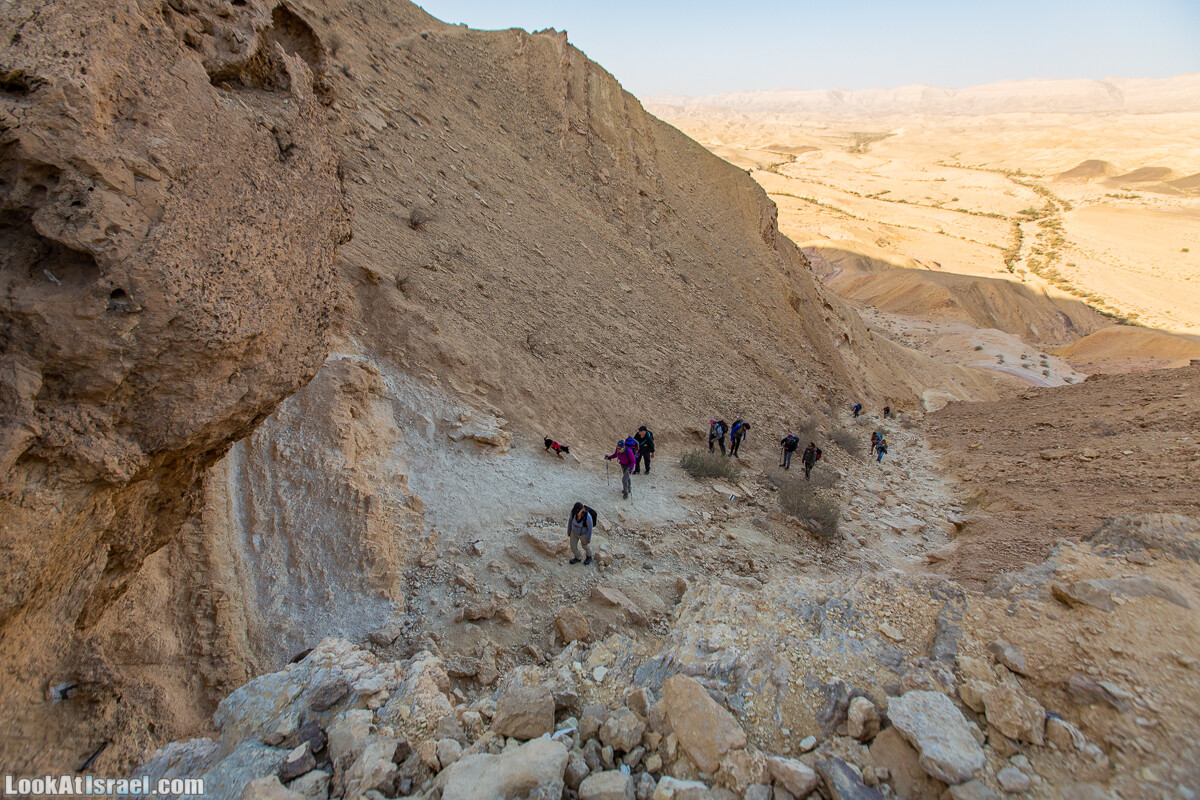 Махтеш Гадоль (Большой кратер) поход и аэро-фото съёмка | Makhtesh gadol (Large crater) | המכתש הכגדול | LookAtIsrael.com - Фото путешествия по Израилю