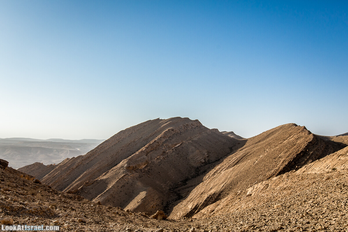 Махтеш Гадоль (Большой кратер) поход и аэро-фото съёмка | Makhtesh gadol (Large crater) | המכתש הכגדול | LookAtIsrael.com - Фото путешествия по Израилю
