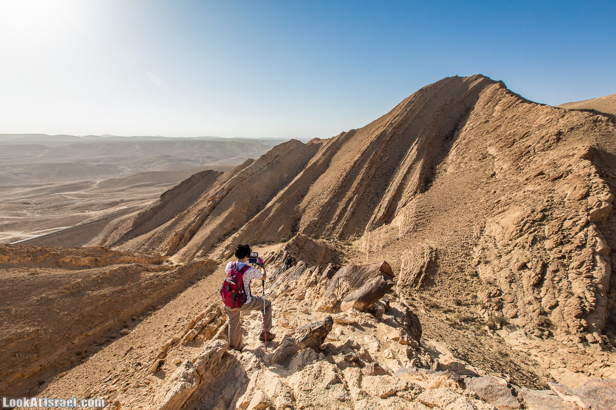 Махтеш Гадоль (Большой кратер) поход и аэро-фото съёмка | Makhtesh gadol (Large crater) | המכתש הכגדול | LookAtIsrael.com - Фото путешествия по Израилю