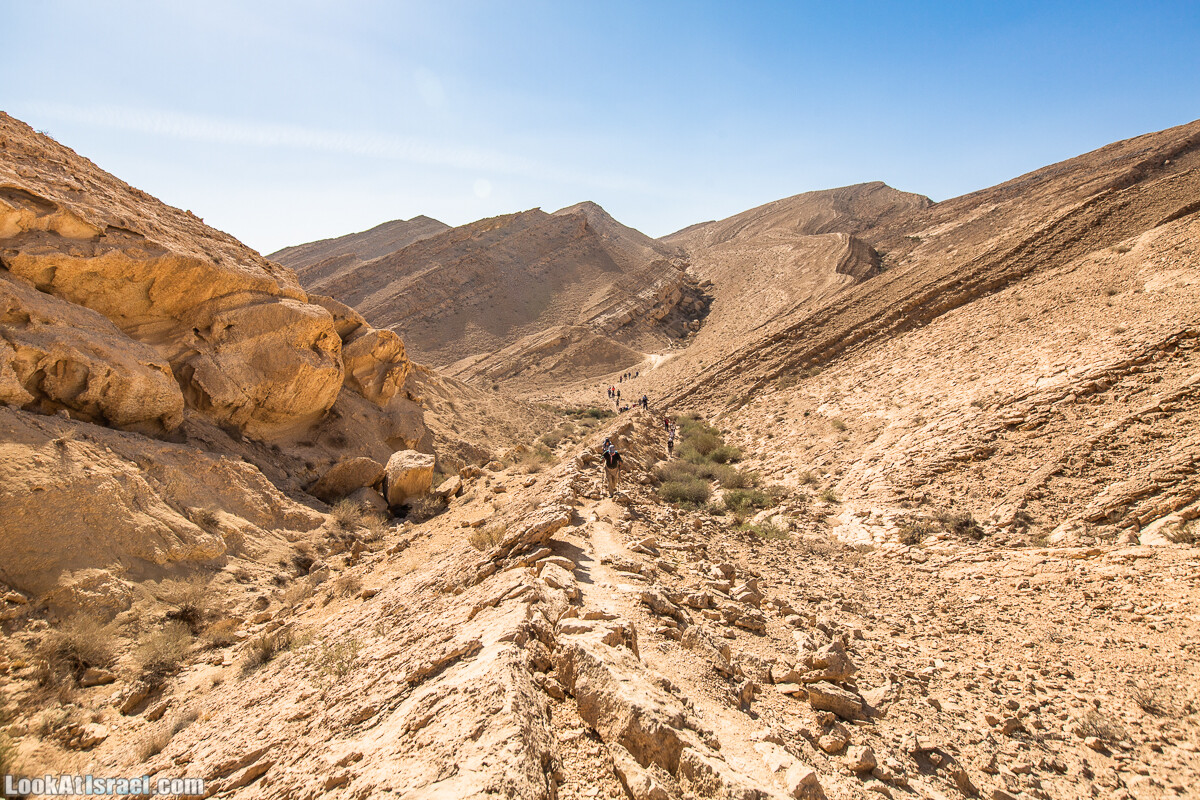 Махтеш Гадоль (Большой кратер) поход и аэро-фото съёмка | Makhtesh gadol (Large crater) | המכתש הכגדול | LookAtIsrael.com - Фото путешествия по Израилю