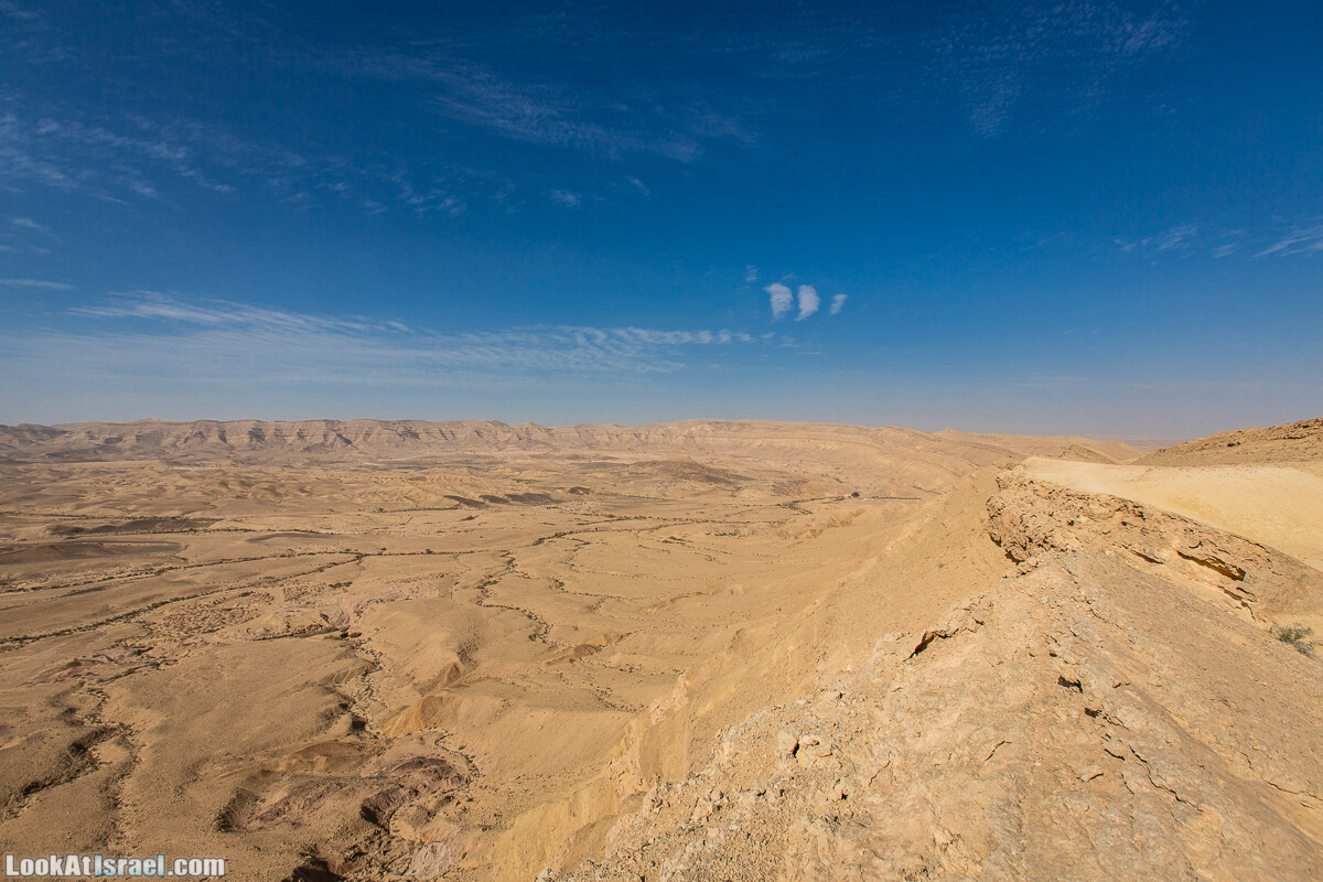 Махтеш Гадоль (Большой кратер) поход и аэро-фото съёмка | Makhtesh gadol (Large crater) | המכתש הכגדול | LookAtIsrael.com - Фото путешествия по Израилю