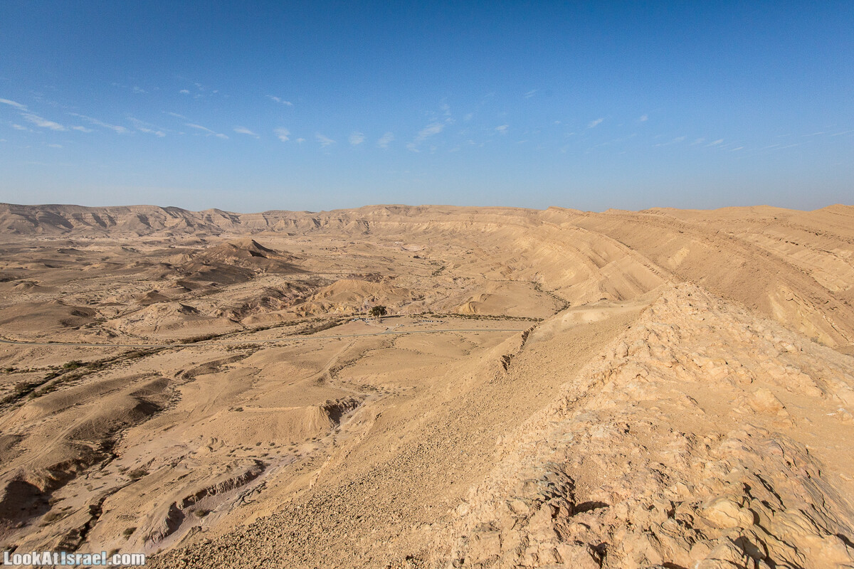 Махтеш Гадоль (Большой кратер) поход и аэро-фото съёмка | Makhtesh gadol (Large crater) | המכתש הכגדול | LookAtIsrael.com - Фото путешествия по Израилю