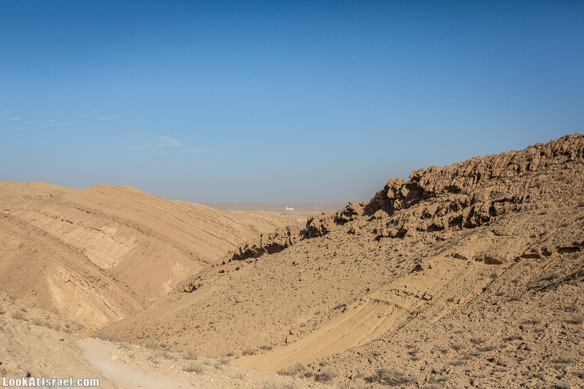 Махтеш Гадоль (Большой кратер) поход и аэро-фото съёмка | Makhtesh gadol (Large crater) | המכתש הכגדול | LookAtIsrael.com - Фото путешествия по Израилю
