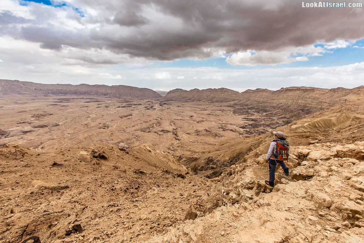 Махтеш Катан (Малый кратер) и Маале Эли | Small Makhtesh & Eli Ascent | מכתש הקטן ומעלה אלי | LookAtIsrael.com - Фото путешествия по Израилю