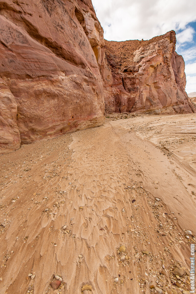 Махтеш Катан (Малый кратер) и Маале Эли | Small Makhtesh & Eli Ascent | מכתש הקטן ומעלה אלי | LookAtIsrael.com - Фото путешествия по Израилю