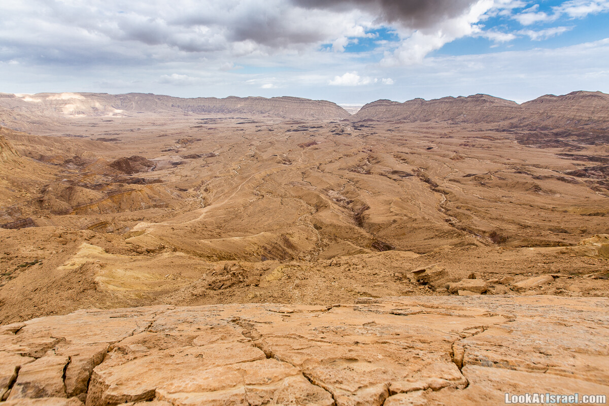 Махтеш Катан (Малый кратер) и Маале Эли | Small Makhtesh & Eli Ascent | מכתש הקטן ומעלה אלי | LookAtIsrael.com - Фото путешествия по Израилю