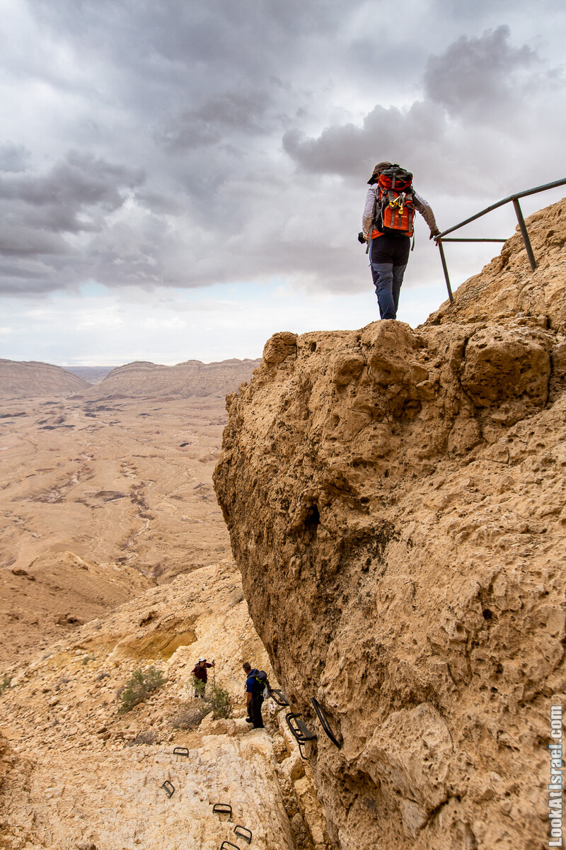 Махтеш Катан (Малый кратер) и Маале Эли | Small Makhtesh & Eli Ascent | מכתש הקטן ומעלה אלי | LookAtIsrael.com - Фото путешествия по Израилю
