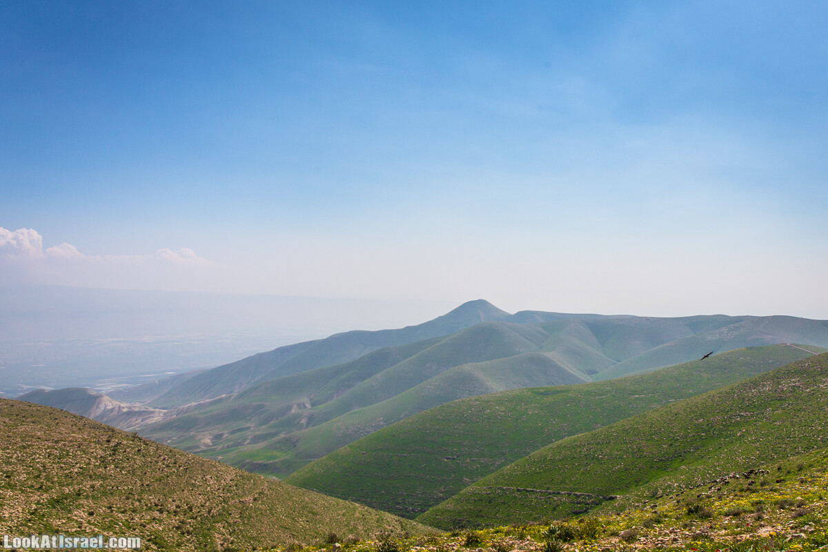 Путешествие по Иудейской пустыне на джипах к горе Сартаба | LookAtIsrael.com - Фото путешествия по Израилю