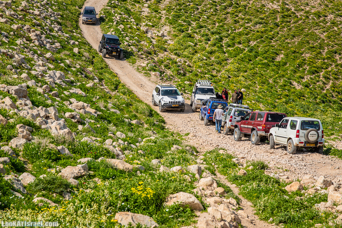 Путешествие по Иудейской пустыне на джипах к горе Сартаба | LookAtIsrael.com - Фото путешествия по Израилю
