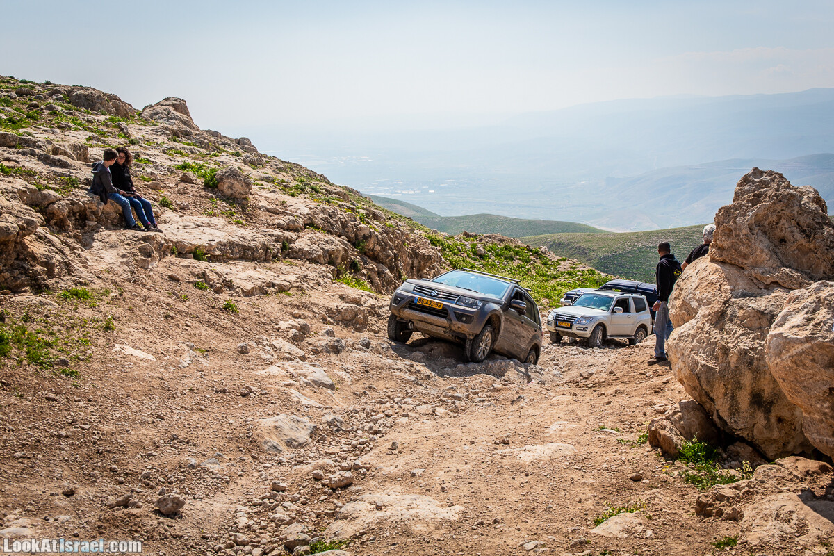 Путешествие по Иудейской пустыне на джипах к горе Сартаба | LookAtIsrael.com - Фото путешествия по Израилю