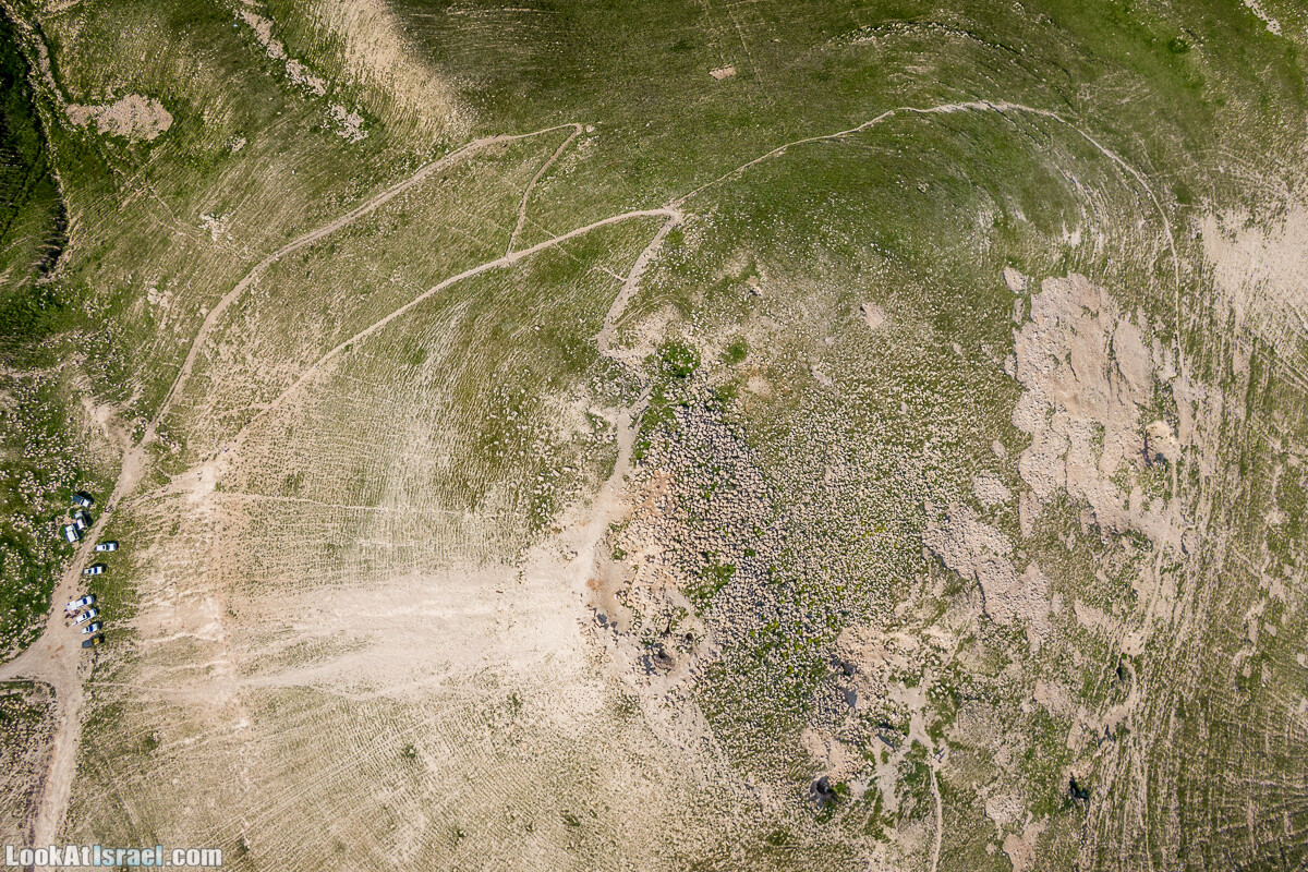 Путешествие по Иудейской пустыне на джипах к горе Сартаба | LookAtIsrael.com - Фото путешествия по Израилю