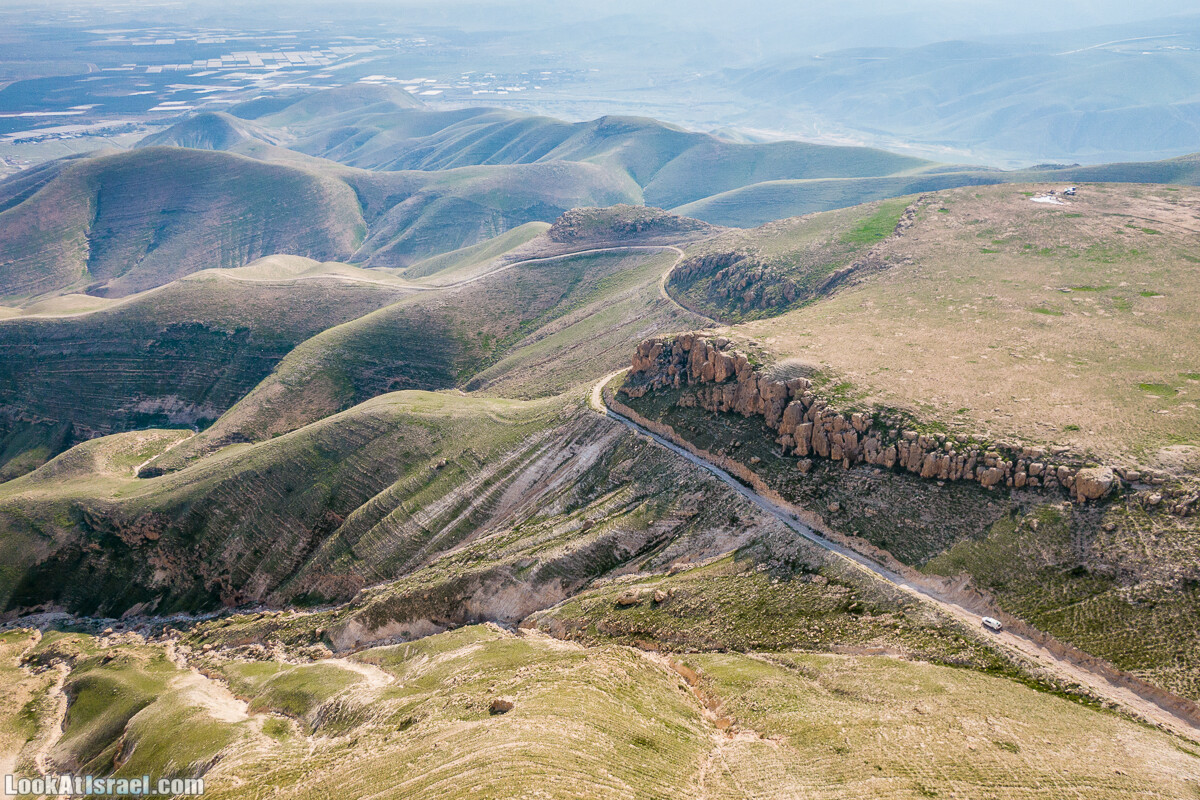 Путешествие по Иудейской пустыне на джипах к горе Сартаба | LookAtIsrael.com - Фото путешествия по Израилю