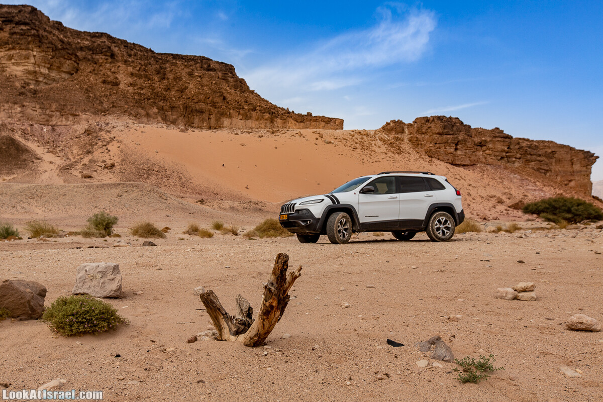 Интересные места в районе Эйлата - Дюна Элипаз, Исчезающее (скрытое) озеро, обзорная площадка Эврона, шахта, русла Соломона (Шломо) и Гишрон, вид на Синай | LookAtIsrael.com - Фото путешествия по Израилю