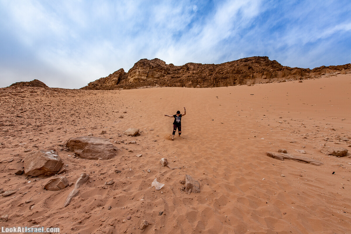 Интересные места в районе Эйлата - Дюна Элипаз, Исчезающее (скрытое) озеро, обзорная площадка Эврона, шахта, русла Соломона (Шломо) и Гишрон, вид на Синай | LookAtIsrael.com - Фото путешествия по Израилю