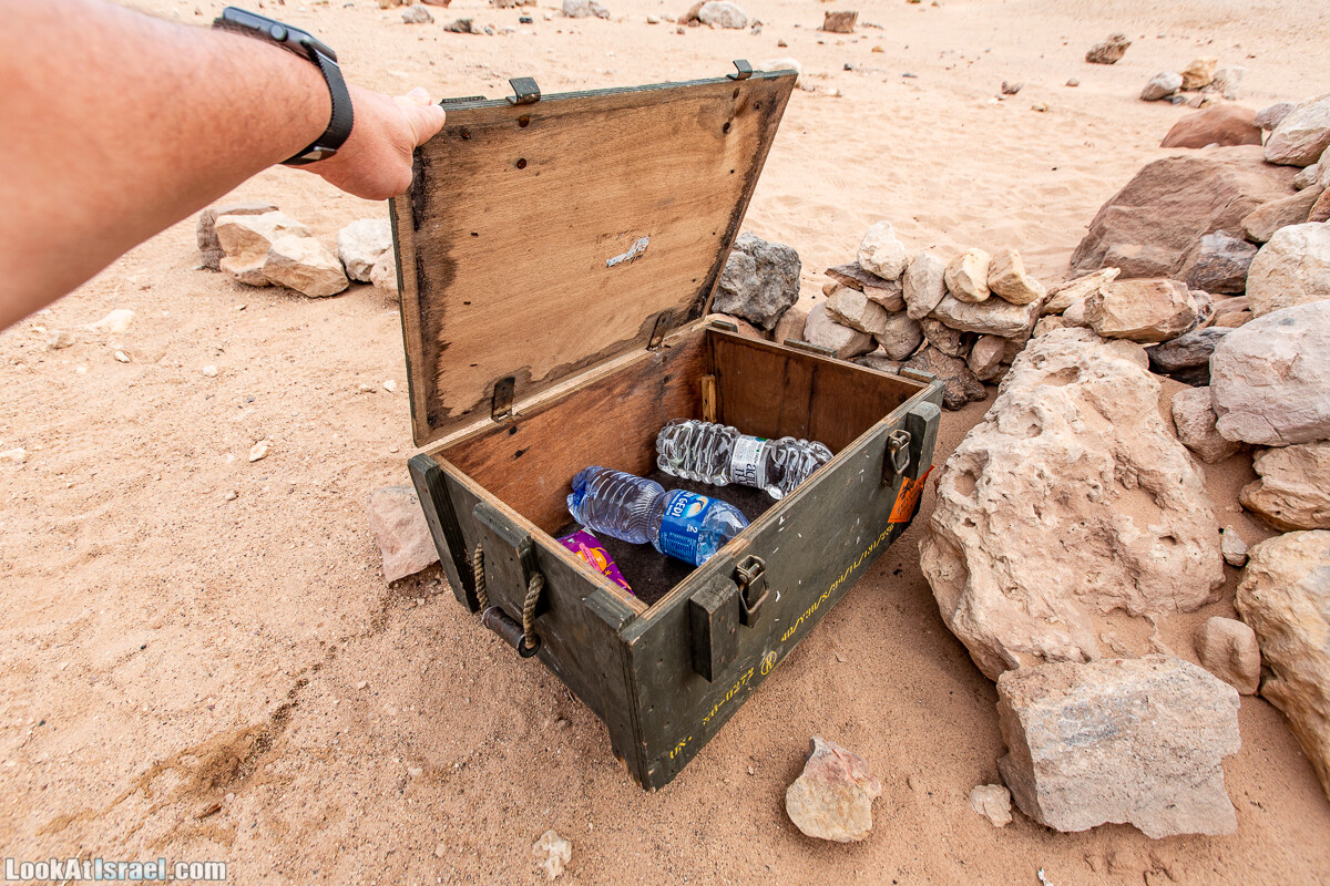 Интересные места в районе Эйлата - Дюна Элипаз, Исчезающее (скрытое) озеро, обзорная площадка Эврона, шахта, русла Соломона (Шломо) и Гишрон, вид на Синай | LookAtIsrael.com - Фото путешествия по Израилю