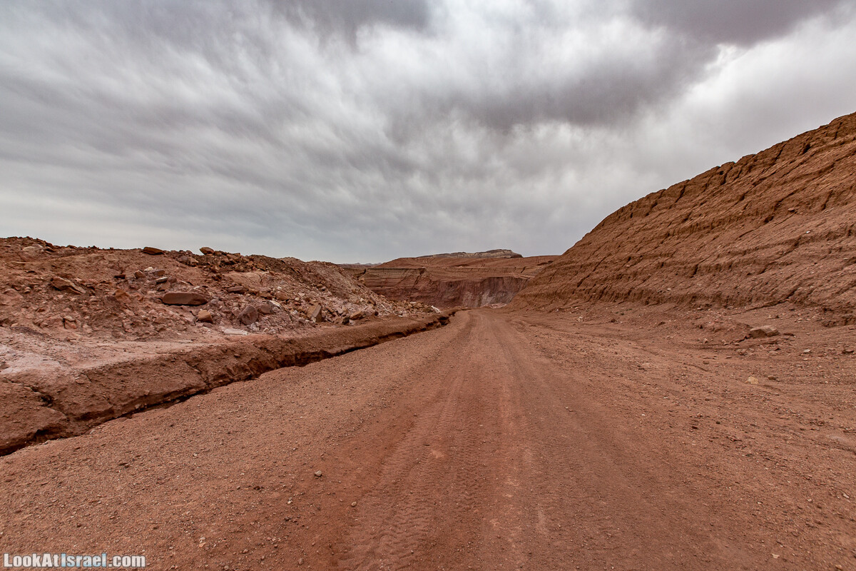 Интересные места в районе Эйлата - Дюна Элипаз, Исчезающее (скрытое) озеро, обзорная площадка Эврона, шахта, русла Соломона (Шломо) и Гишрон, вид на Синай | LookAtIsrael.com - Фото путешествия по Израилю