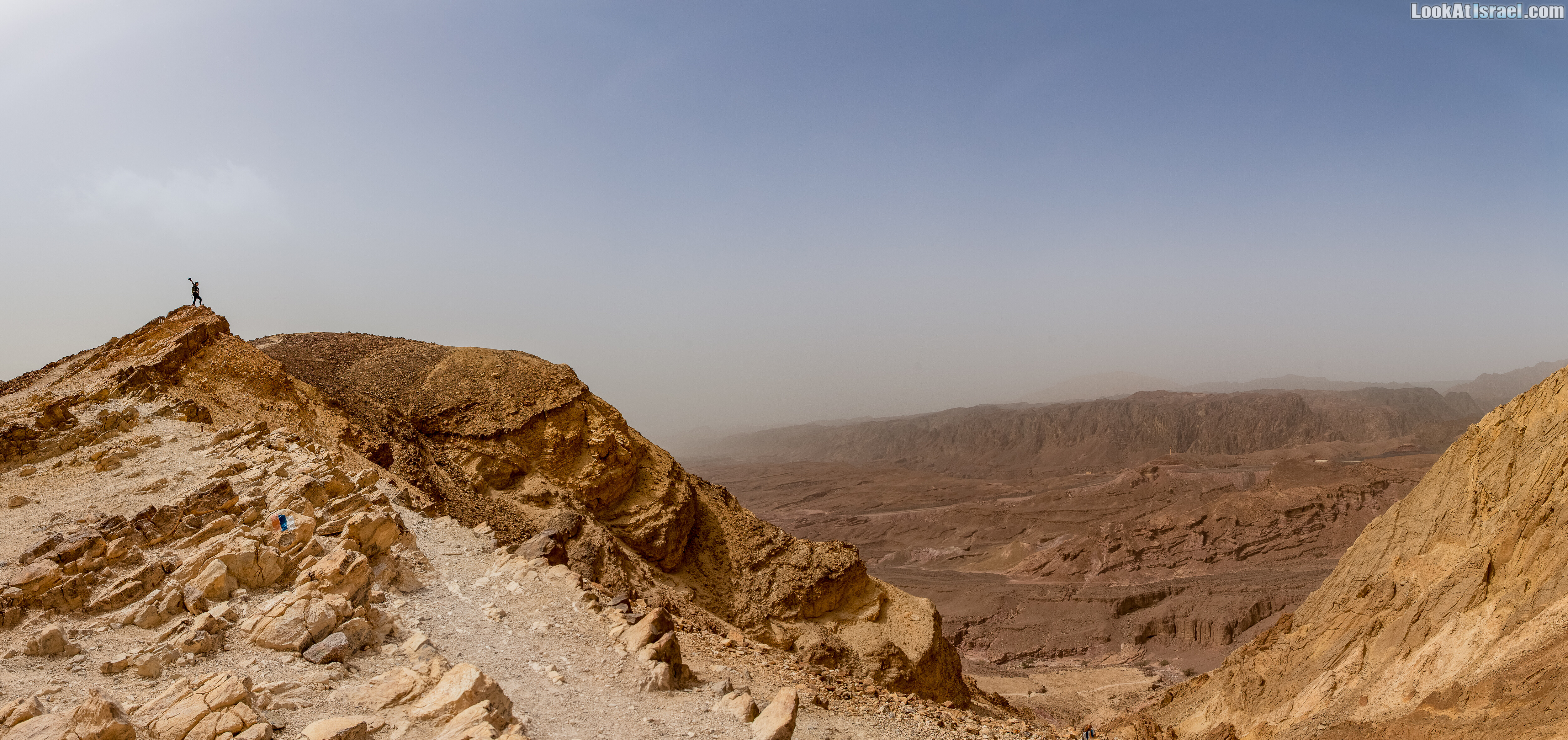 Интересные места в районе Эйлата - Дюна Элипаз, Исчезающее (скрытое) озеро, обзорная площадка Эврона, шахта, русла Соломона (Шломо) и Гишрон, вид на Синай | LookAtIsrael.com - Фото путешествия по Израилю