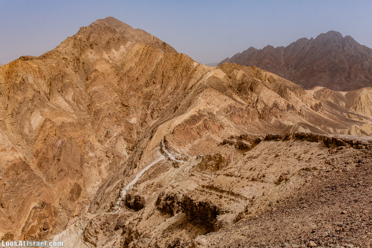 Интересные места в районе Эйлата - Дюна Элипаз, Исчезающее (скрытое) озеро, обзорная площадка Эврона, шахта, русла Соломона (Шломо) и Гишрон, вид на Синай | LookAtIsrael.com - Фото путешествия по Израилю