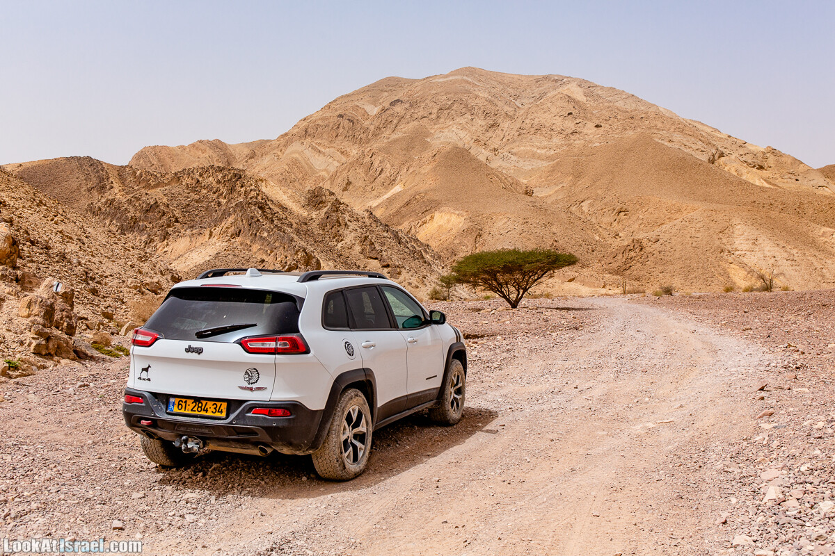 Интересные места в районе Эйлата - Дюна Элипаз, Исчезающее (скрытое) озеро, обзорная площадка Эврона, шахта, русла Соломона (Шломо) и Гишрон, вид на Синай | LookAtIsrael.com - Фото путешествия по Израилю