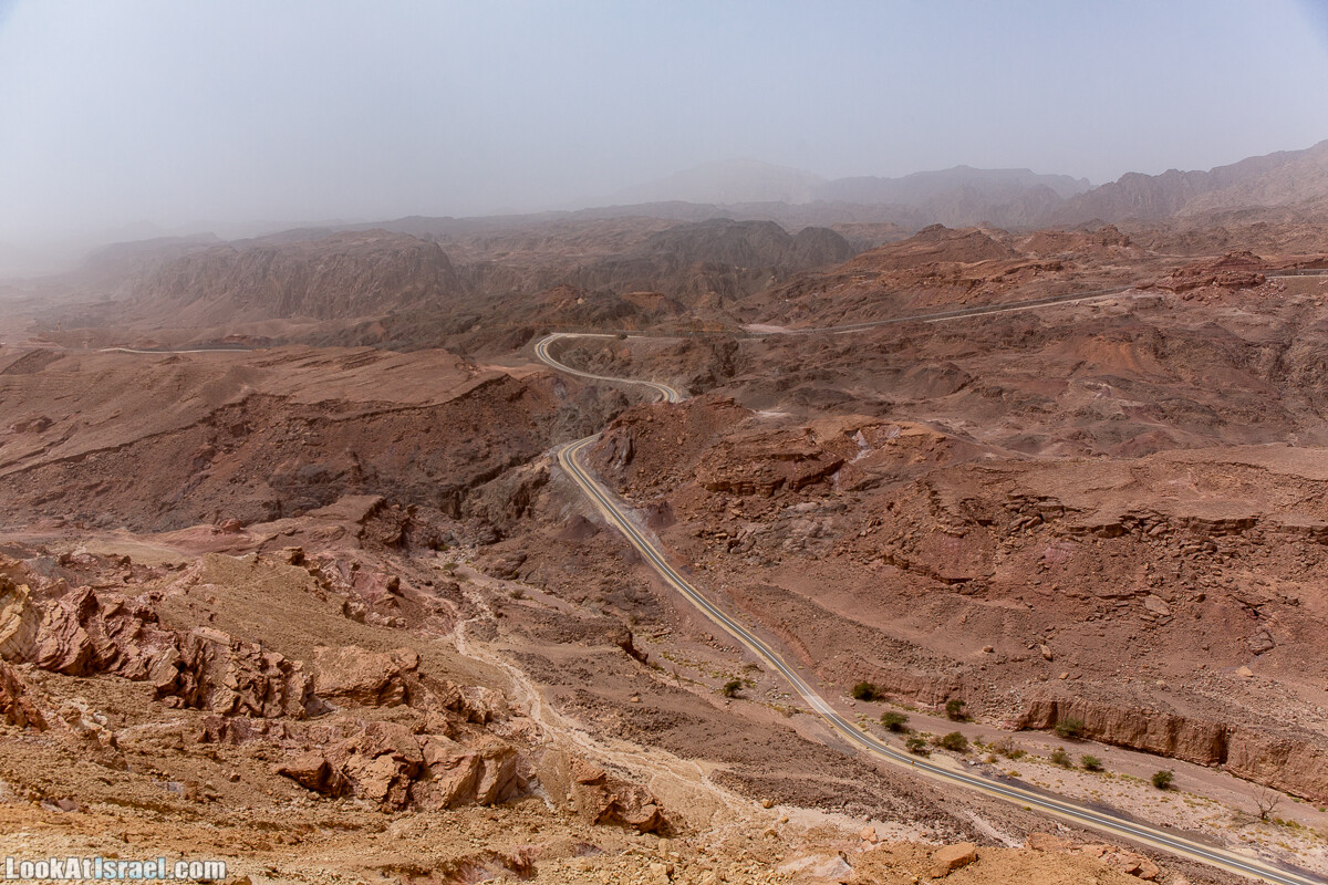 Интересные места в районе Эйлата - Дюна Элипаз, Исчезающее (скрытое) озеро, обзорная площадка Эврона, шахта, русла Соломона (Шломо) и Гишрон, вид на Синай | LookAtIsrael.com - Фото путешествия по Израилю