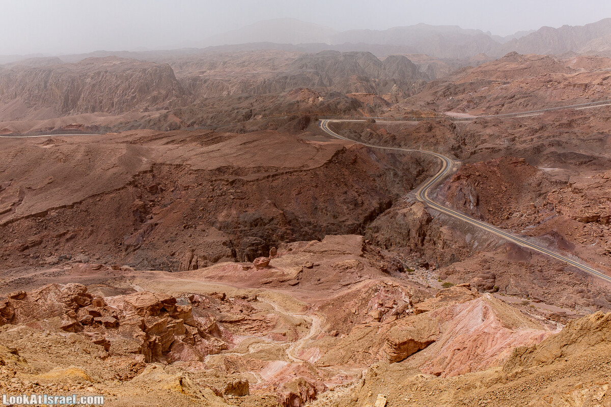Интересные места в районе Эйлата - Дюна Элипаз, Исчезающее (скрытое) озеро, обзорная площадка Эврона, шахта, русла Соломона (Шломо) и Гишрон, вид на Синай | LookAtIsrael.com - Фото путешествия по Израилю