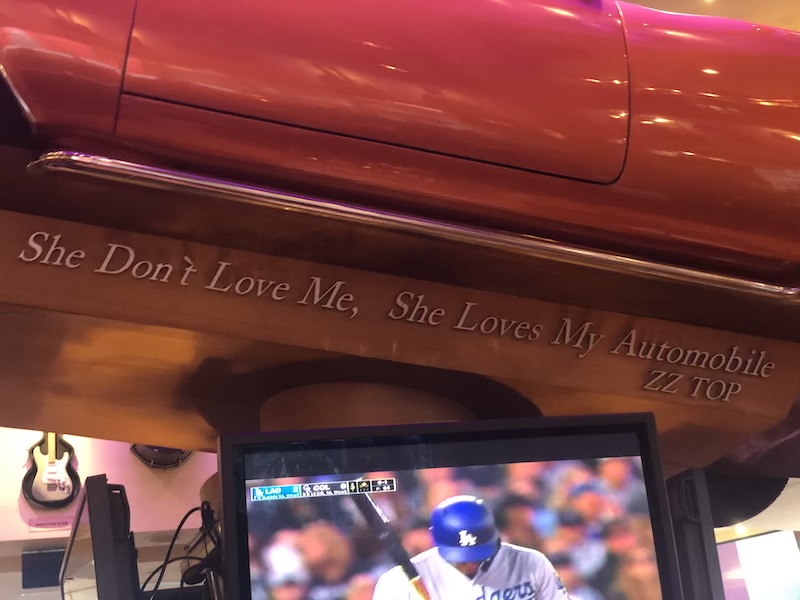 Hard Rock Cafe Universal Studios | LookAtIsrael.com - Фото путешествия по Израилю