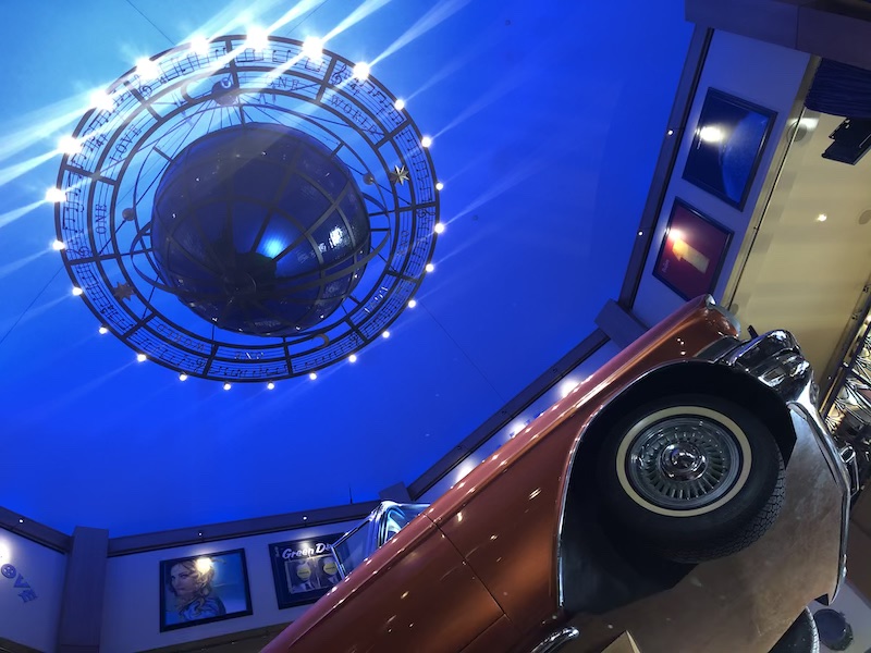 Hard Rock Cafe Universal Studios | LookAtIsrael.com - Фото путешествия по Израилю