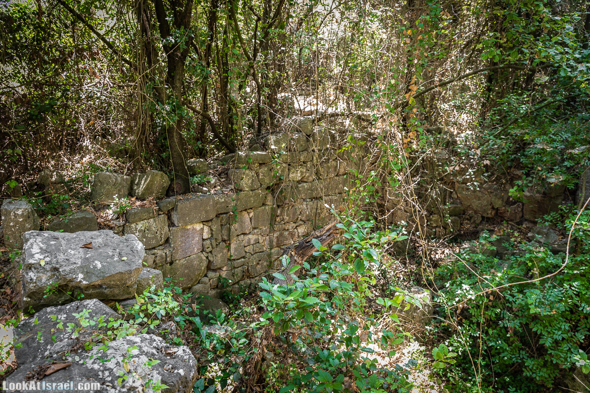 Хурват Цунам - Затерянный город в Галилее | חורבת צונם עיר אבודה בגליל | LookAtIsrael.com - Фото путешествия по Израилю