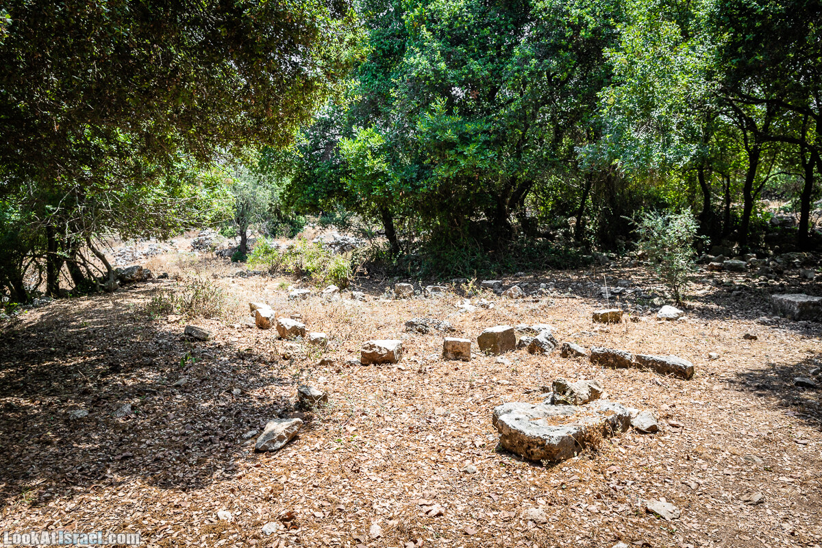 Хурват Цунам - Затерянный город в Галилее | חורבת צונם עיר אבודה בגליל | LookAtIsrael.com - Фото путешествия по Израилю