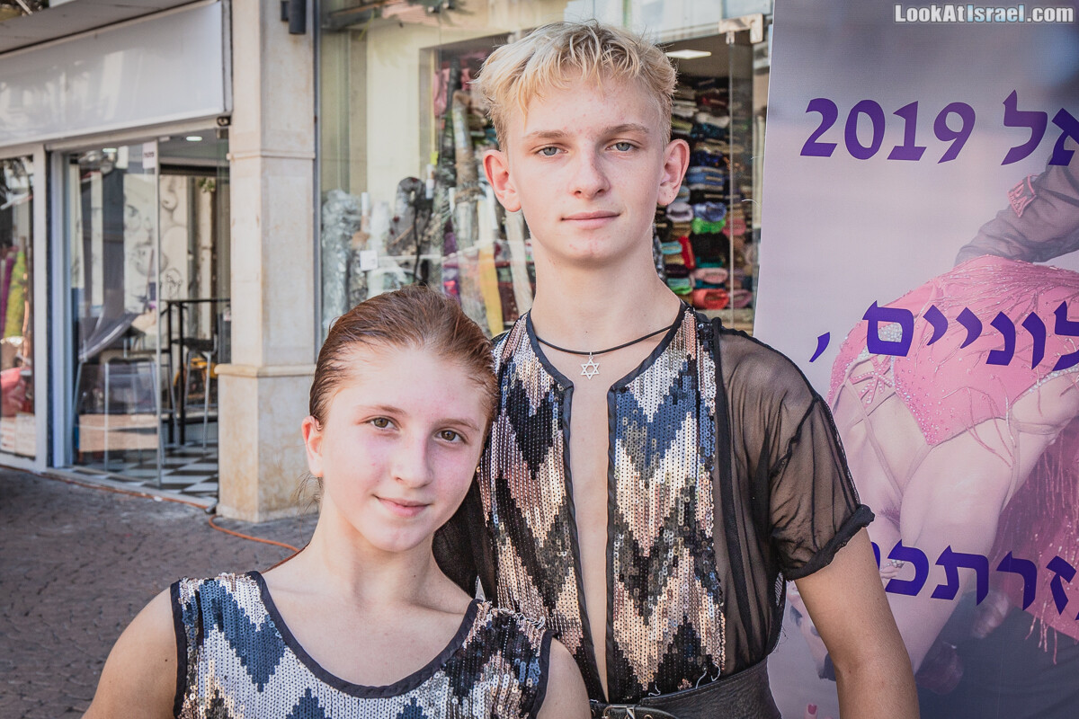 За державу обидно