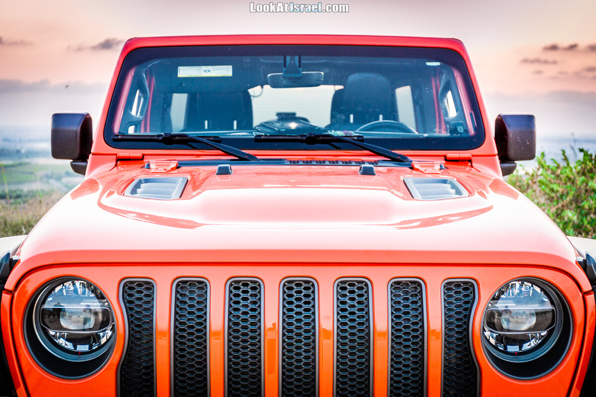 Jeep Wrangler Rubocin JL в Израиле | LookAtIsrael.com - Фото путешествия по Израилю