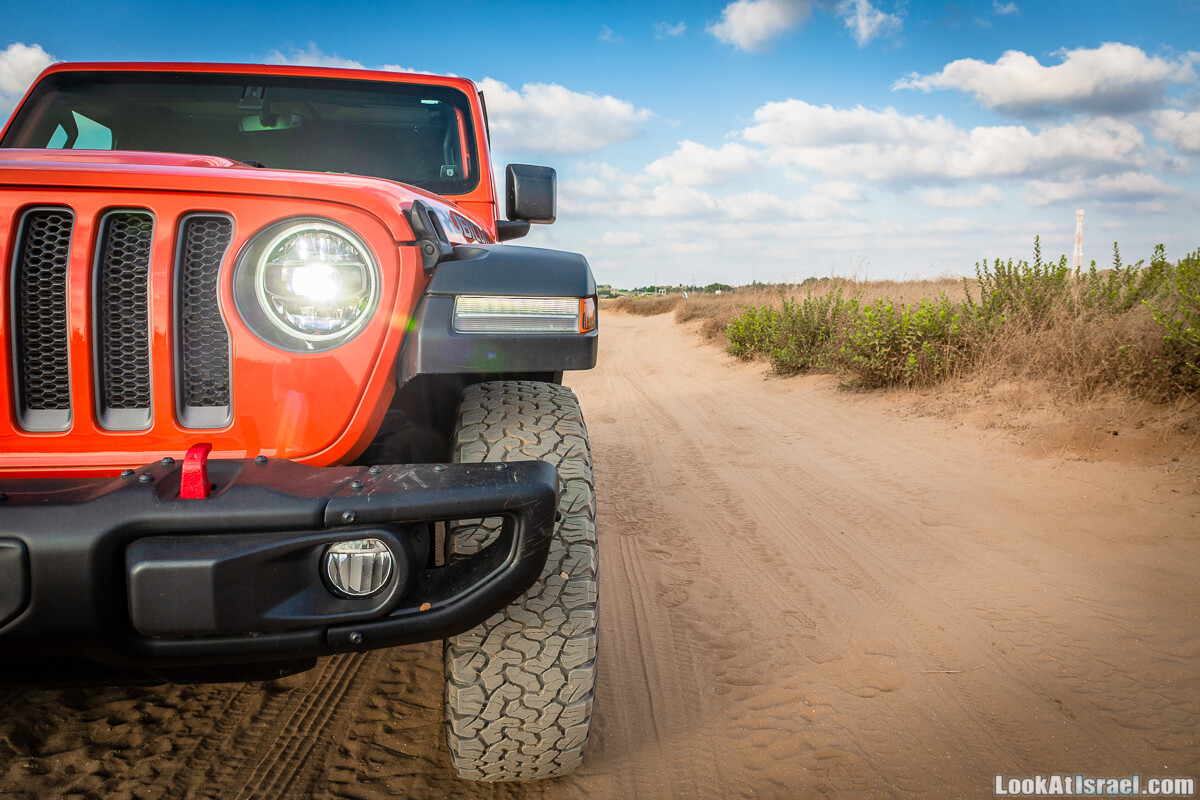 Jeep Wrangler Rubocin JL в Израиле | LookAtIsrael.com - Фото путешествия по Израилю