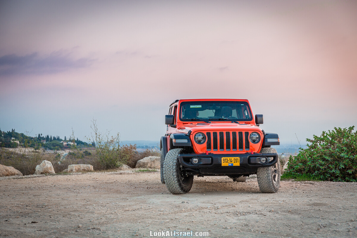 Jeep Wrangler Rubocin JL в Израиле | LookAtIsrael.com - Фото путешествия по Израилю