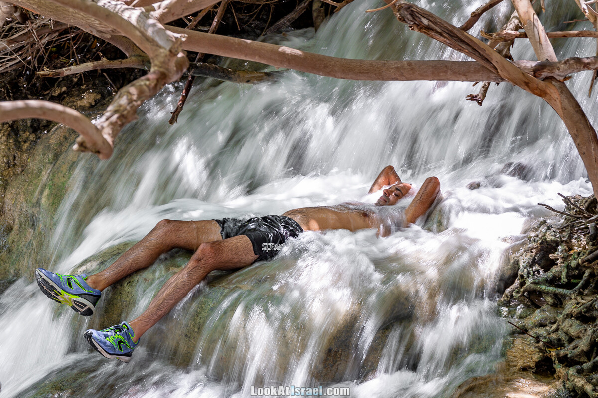 Белые водопады пустыни | המפלים הלבנים | LookAtIsrael.com - Фото путешествия по Израилю