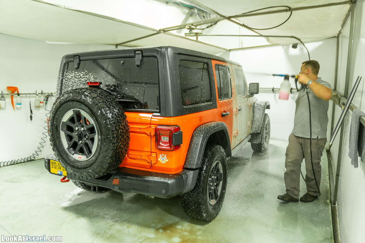 Llumar - пленка для защиты лакокрасочного покрытия автомобиля | LookAtIsrael.com - Фото путешествия по Израилю