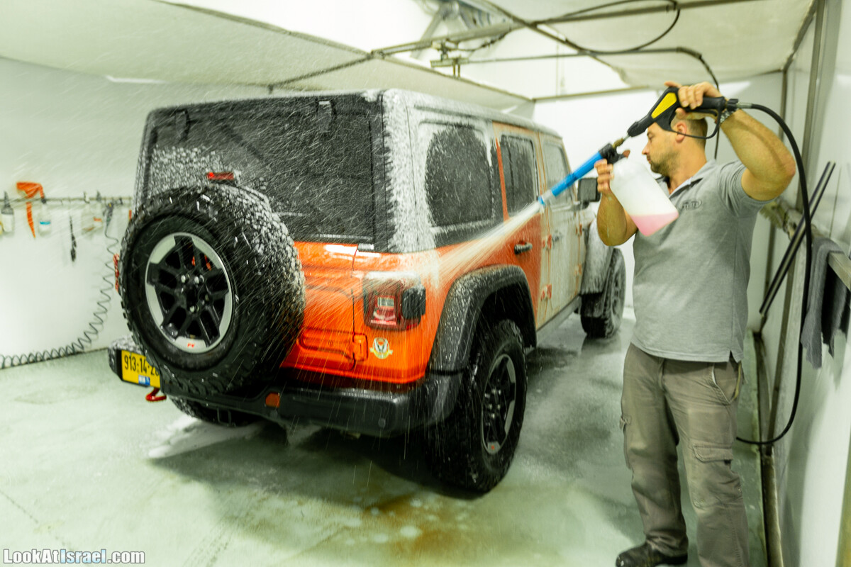 Llumar - пленка для защиты лакокрасочного покрытия автомобиля | LookAtIsrael.com - Фото путешествия по Израилю