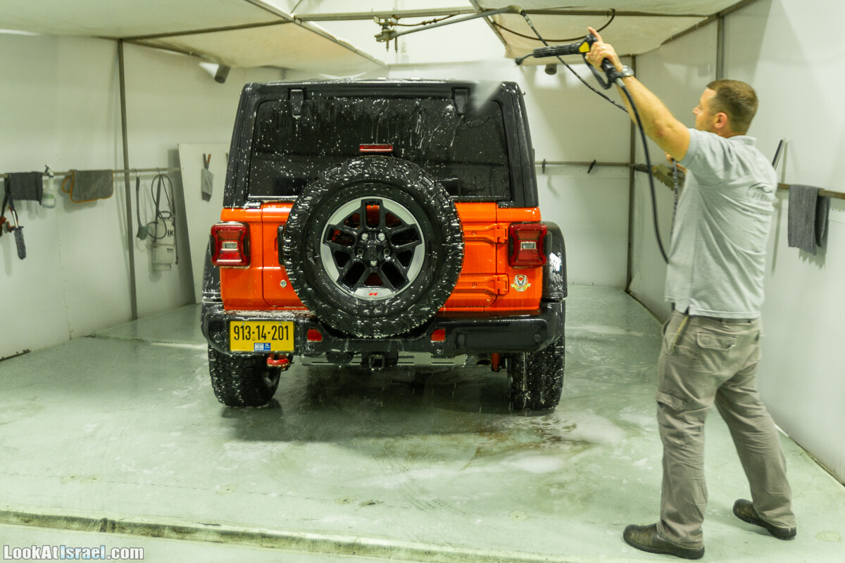 Llumar - пленка для защиты лакокрасочного покрытия автомобиля | LookAtIsrael.com - Фото путешествия по Израилю