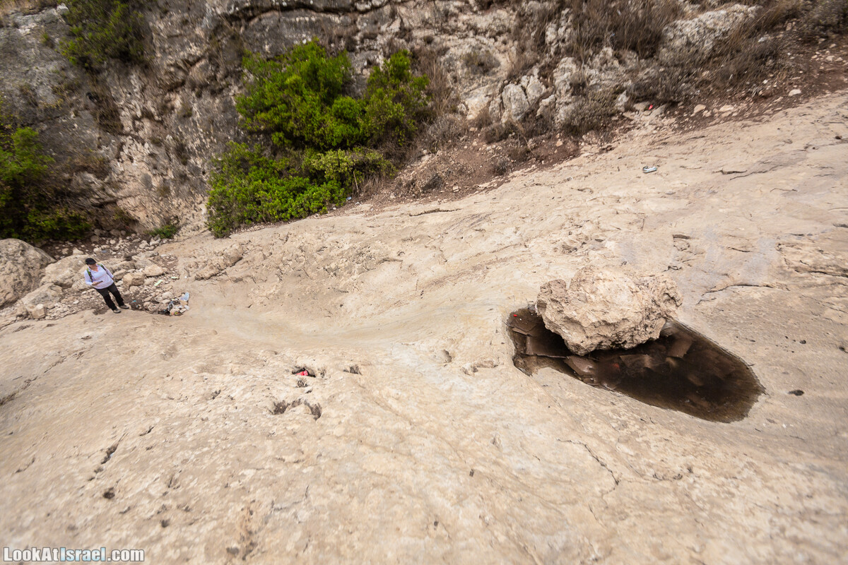 Маршрут по ущельям Метра и Долев. Пещера Теумим (Близнецов ) | Nahal Meara and Dolev, Teumim Cave | נחל מערה ונחל דולב. מערת התאומים | LookAtIsrael.com - Фото путешествия по Израилю